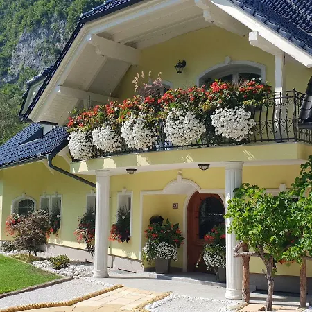 Grad Kamen * Begunje na Gorenjskem