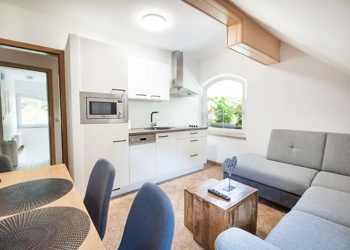 דירה Grad Kamen בגונג'ה נה גורנג'סקם